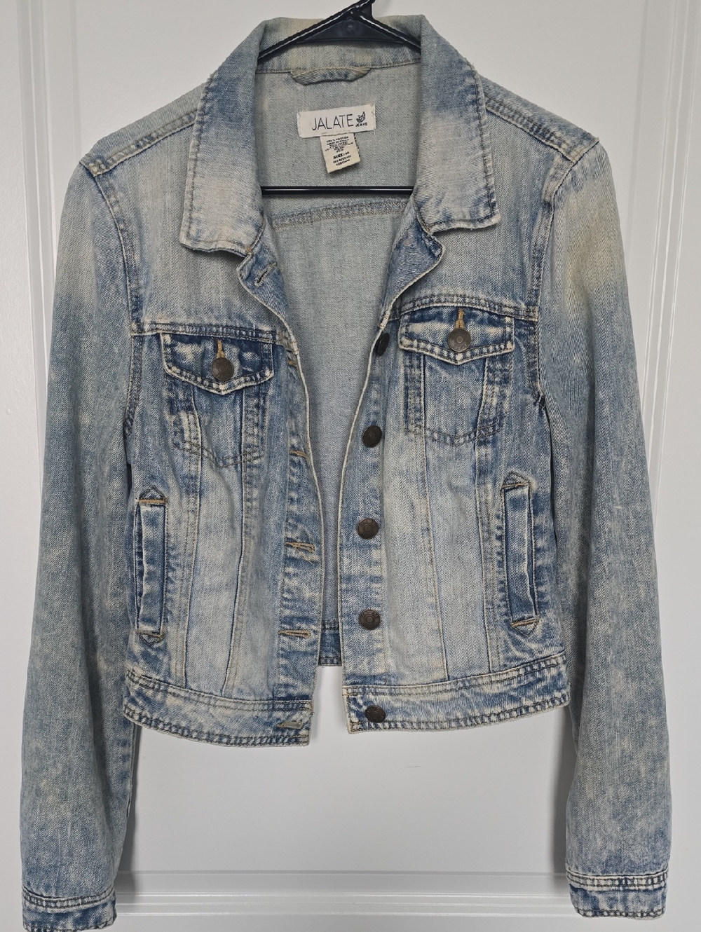 Women's Light Wash Denim Jacket